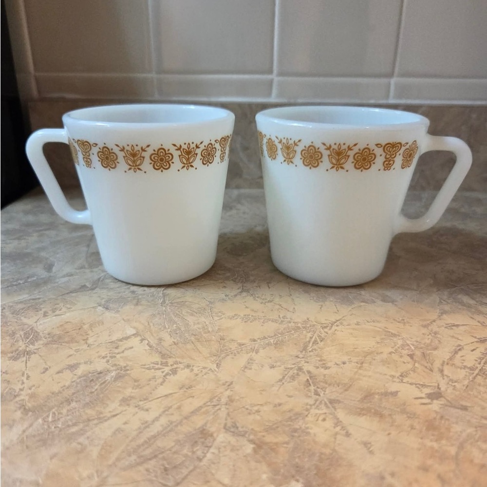 Vintage Pyrex butterfly gold pattern mug selling separately